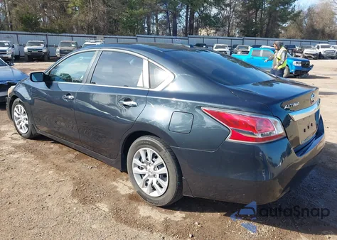 2015 Nissan Altima 2.5 S z USA, uszkodzony, nr VIN 1N4AL3AP6FN350341